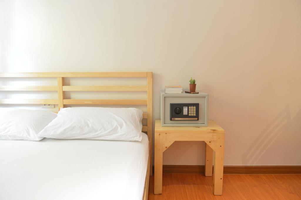Panpan Hostel Bangkok Exteriör bild